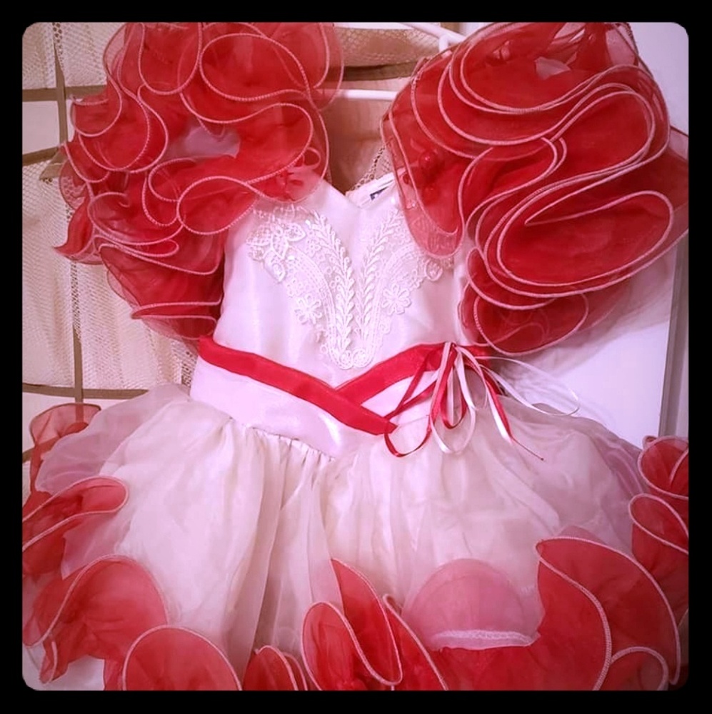2T Red and White Ruffle Dress
